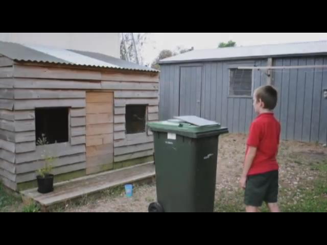 [视频]9岁小孩神级乒乓球技巧