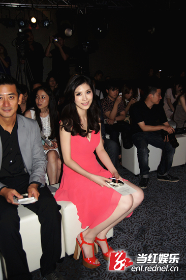 近期热播剧《后厨》而人气飙升的影视新星银雪