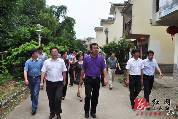陈景茂唐满平率队赴恭城江华考察学习（图）930 / 作者:茶城路人 / 帖子ID:22037