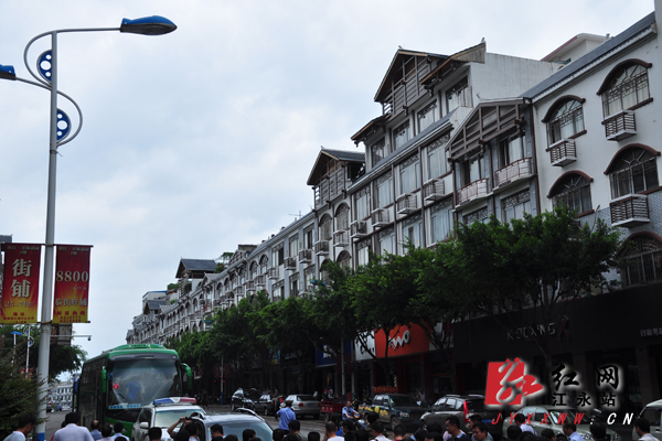 陈景茂唐满平率队赴恭城江华考察学习（图）208 / 作者:茶城路人 / 帖子ID:22037