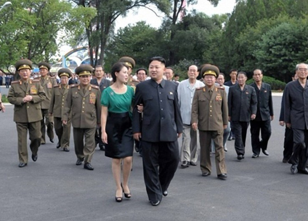 朝鲜电视台确认金正恩已婚