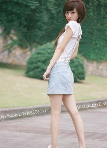 <em>重庆妹子</em>刘怡潇 西南大学百变校花(图)