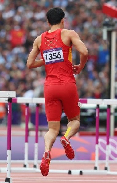 刘翔04年夺冠_揭秘刘翔8年 收入