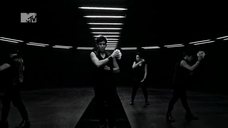 [MV]韩国组合2PM 《マスカレード ~Masquera