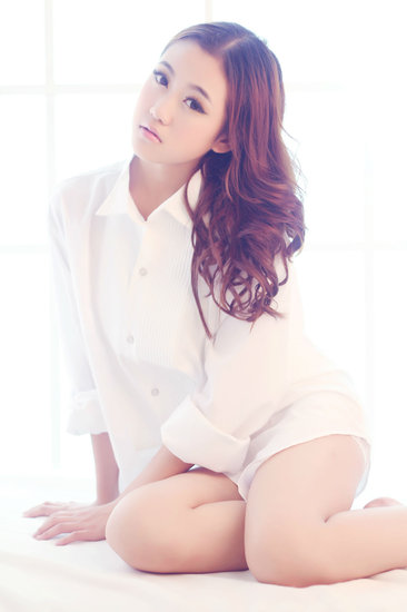 重庆<em>美女</em>舞蹈<em>老师</em>写真 演绎柔美<em>风情</em>