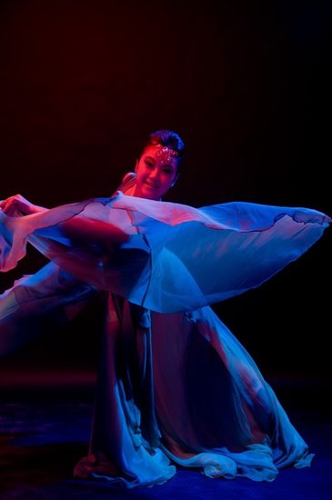 重庆美女舞蹈老师写真 演绎柔美风情