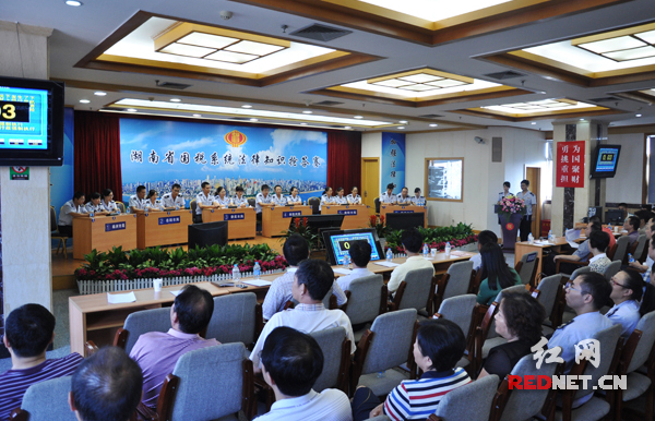 湖南国税系统掀起学法大潮 行政执法有尺子