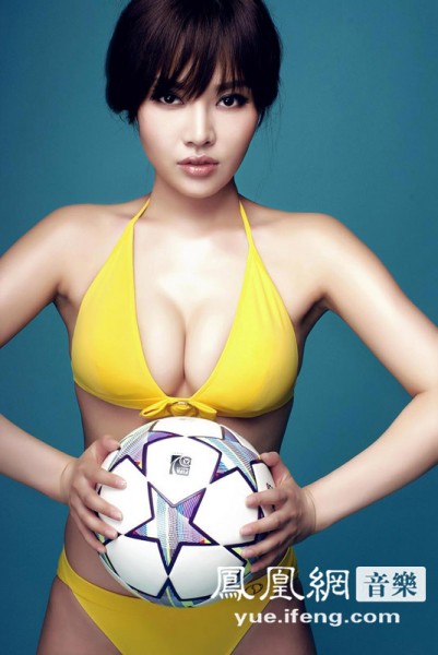 成最新校花评选标准 高校美女都成童颜<em>巨乳</em>(图