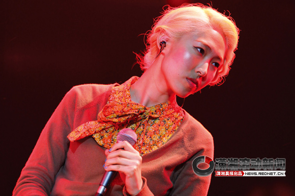 许巍王若琳!今夜橘洲主打随性自由的范儿