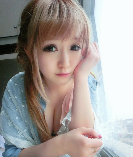 F罩杯樱桃妹冯溪图片