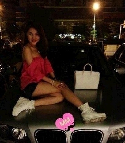 郭美美晒性感比基尼照图片