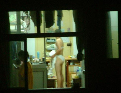 校园<em>女生</em>最尴尬时刻教你<em>如何</em>防止走光_<em>教育</em>频