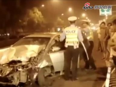 [<em>视频</em>]实拍别克撞断护栏女司机没<em>穿内裤</em>拒下车