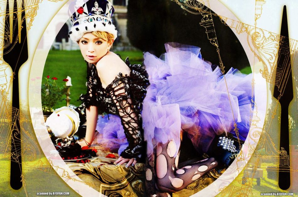 家居写真<em>蕾丝内裤</em>显<em>性感</em>(组图)