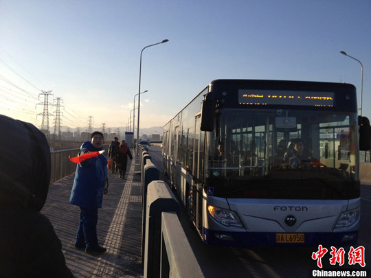北京开通快速公交4号线连接市中心和西部地区