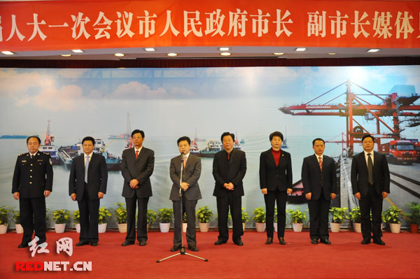 盛荣华当选岳阳市长 2018年全面建成小康社会