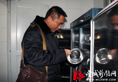 长沙望城区开展学校食堂及周边食品安全专项整