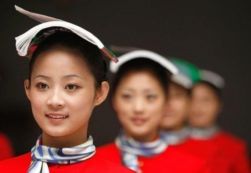应聘<em>空姐要求</em>严 盘点国内外空姐应聘条件(组图