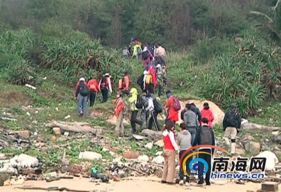 发帖集结自行出游 海南54名游客迷路被困(图)
