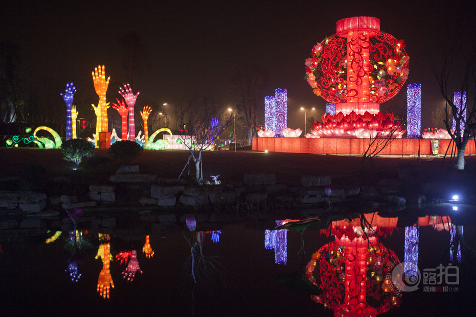 组图:<em>长沙</em>大<em>河西</em>先导区梅溪湖元宵灯会明晚亮