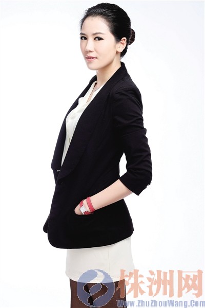 80后<em>美女店长</em>高调求爱:麻烦<em>我的</em>王子快点来_湖