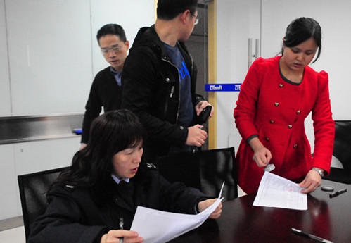 高新区地税局个税申报上门送服务