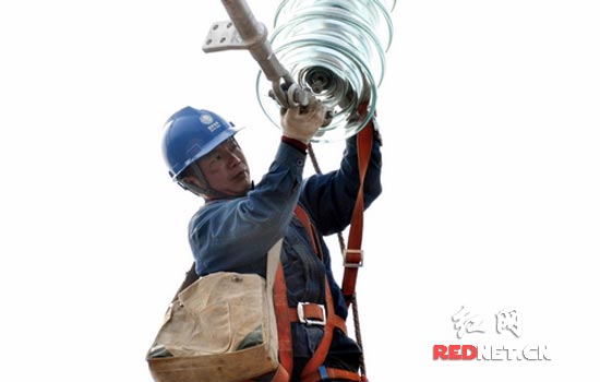 岳阳电网日趋坚强 迎战今夏用电高峰