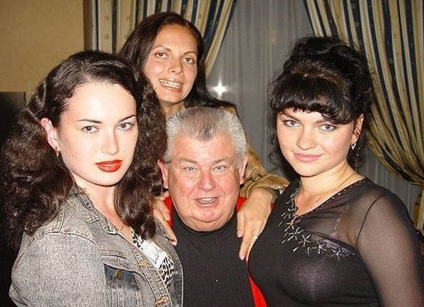 <em>越南</em>新娘保证是<em>处女</em>