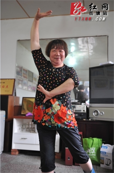 【最美岳塘人】陈顺泉大妈:内在美+外在美=最美