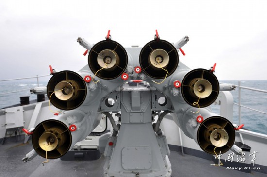 经过现代化改装的江门舰。