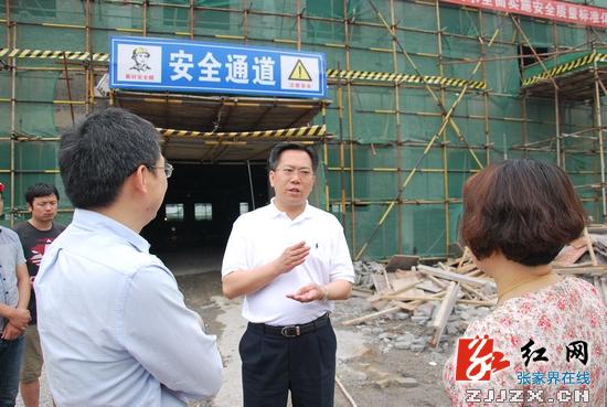 胡志文深入联系点调研 落实“双联双解六攻坚”主题活动