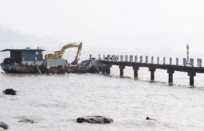 鼓浪别墅码头开拆 或月底完工告别22年运营生涯