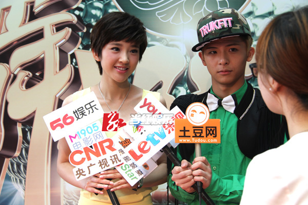 唐艺昕亮相《舞出我人生》