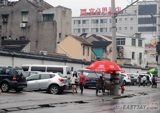 上海私人停车场暴利 一户年收入至少20万