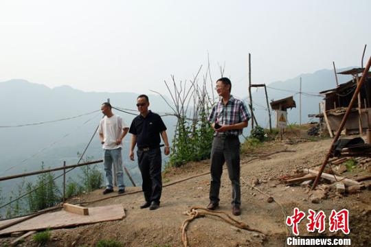 北川县副县长兰辉带病坚持工作不幸因公殉职