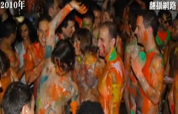 <em>男女</em>脱光光赤裸<em>互</em>画