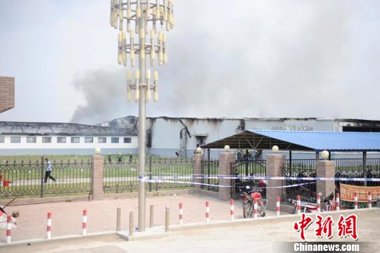 吉林德惠一禽业公司发生火灾已致43人死亡（图）