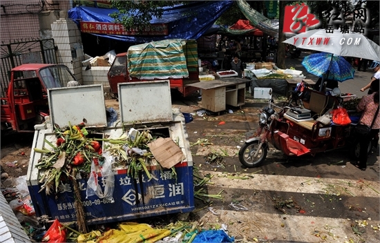 王永红调研岳塘中心农贸市场 要求尽快完工