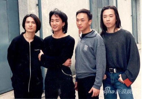 [<em>视频</em>]黄贯中突然与黄家强和解:别理外面的风雨