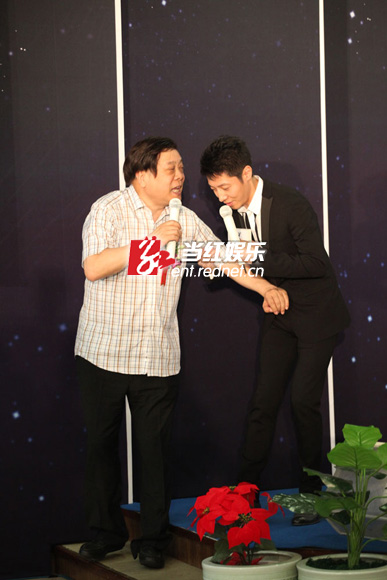 赵老师戳中小撒绯闻被“请下台”