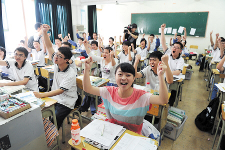高考前查出身患肺癌 他边治疗边复习向湘雅医