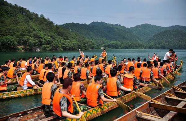 石燕湖龙舟 资料图