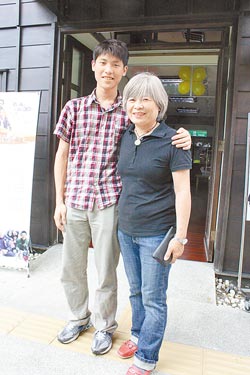 中餐便当留给母亲台湾一自闭症学生获慈孝楷模