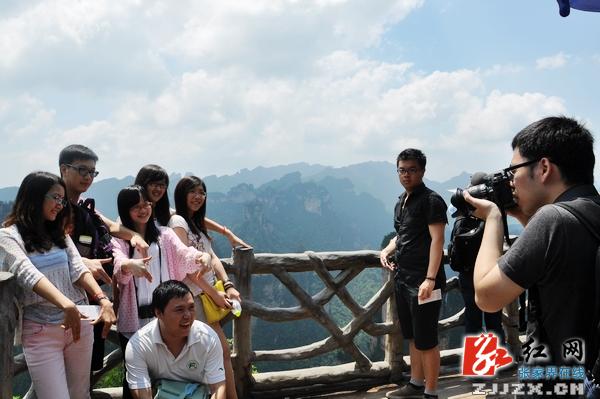 景美价廉实惠多 张家界成学生旅行主选地