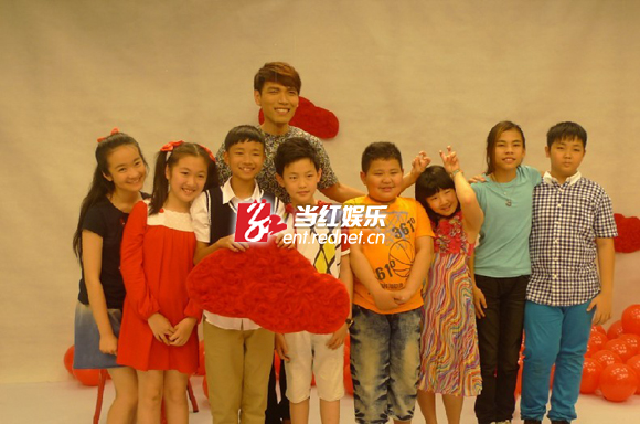 《中国新声代》宗纬“纯朴肉肉班”