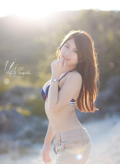19岁台湾鸡排妹日本出爆乳写真图片