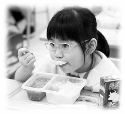 香港“双非”儿童的非常生活