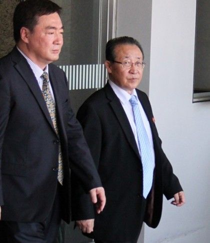 6月18日，朝鲜负责核问题协商的外务省第一副相金桂冠抵京。