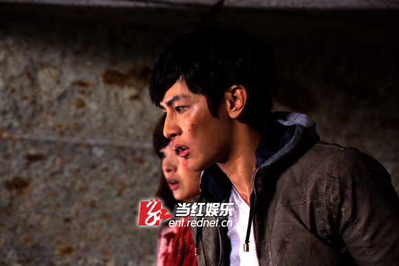 汪东城上演“重口味虐恋”