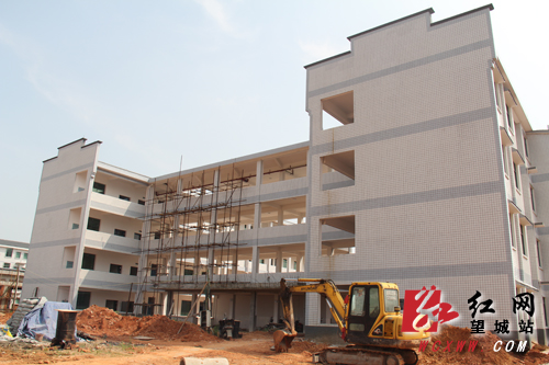 长沙望城区加快学校建设 提升教育水平